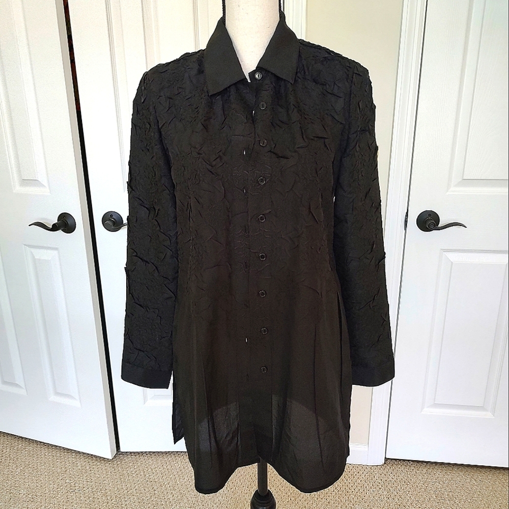 Chico's Textured Black Button Down Ruffle Crinkle Goth Shirt Size 0 (4-6…
